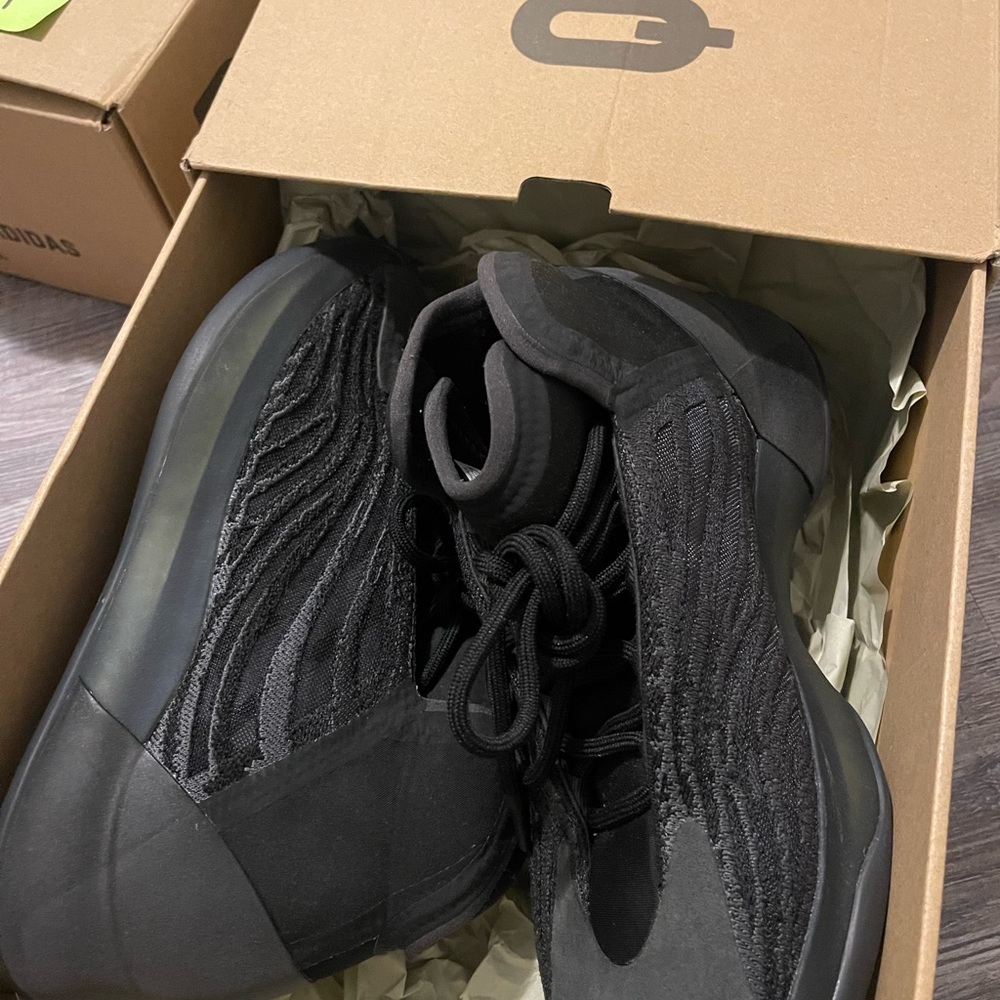 Yeezy shoes